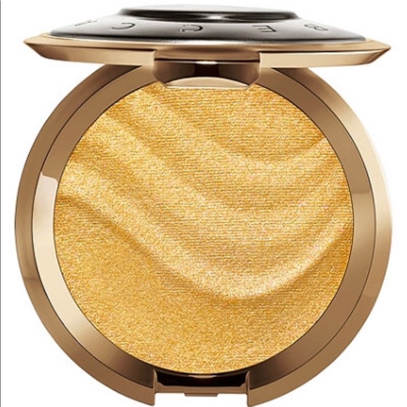 Becca LTD Lava Gold Shimmering Highlighter - Picture 2 of 3